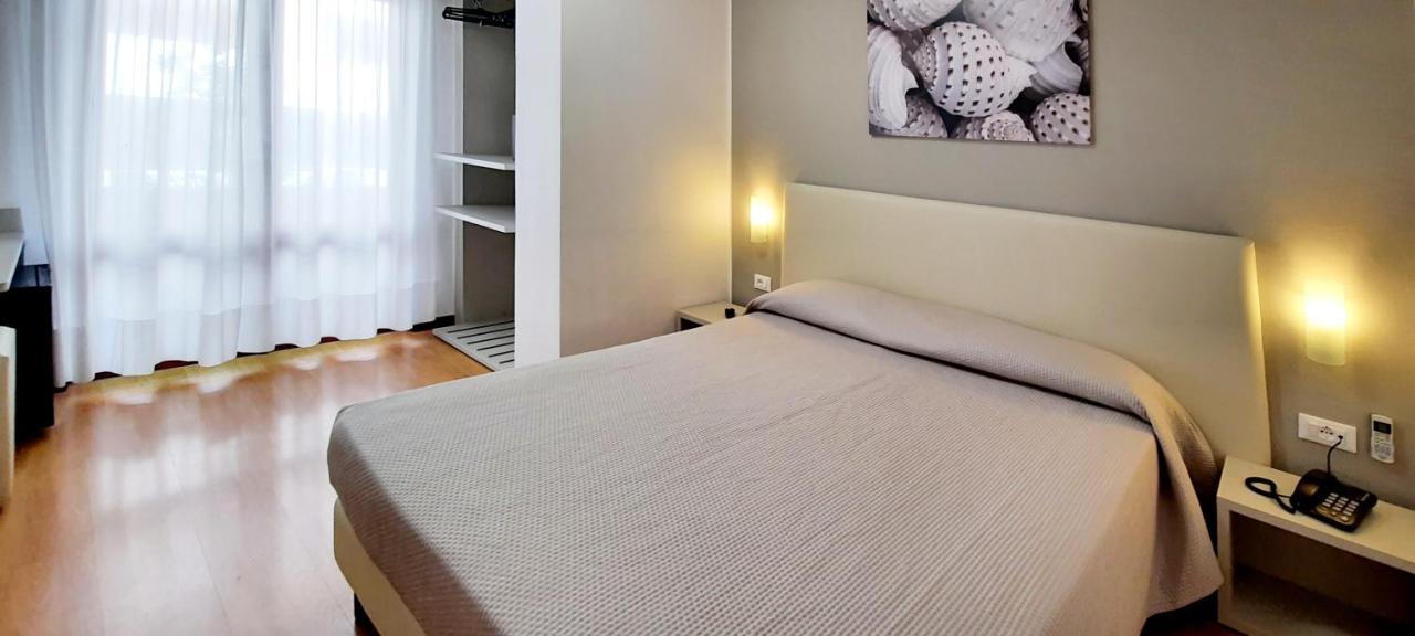 Hotel Carol 3*
