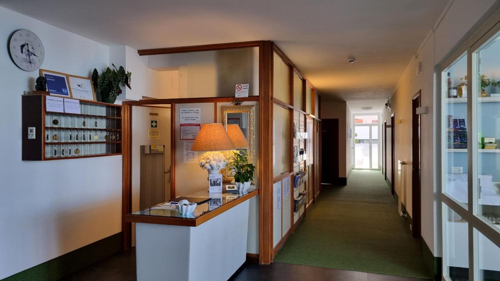 Hotel Carol Grado