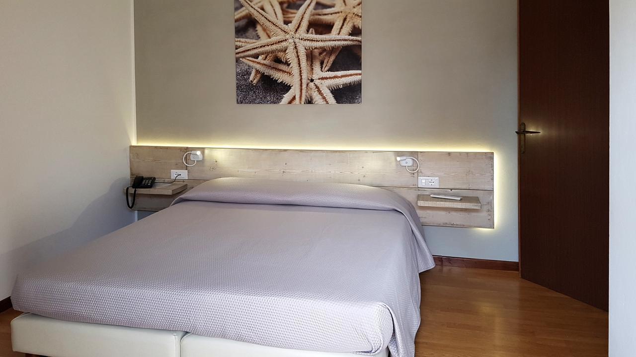 Hotel Carol Grado
